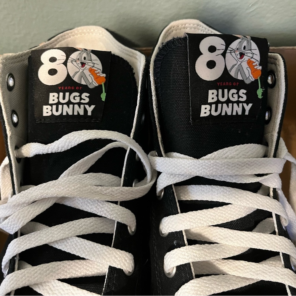 Converse Bugs Bunny 80th Anniversary
